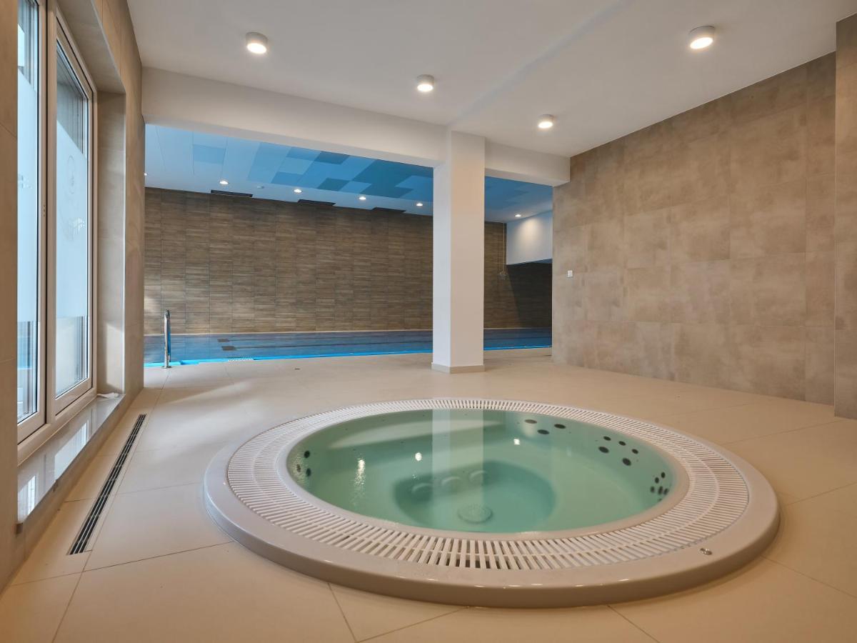 Tennis & Country Club Hotel Giebultow  Экстерьер фото