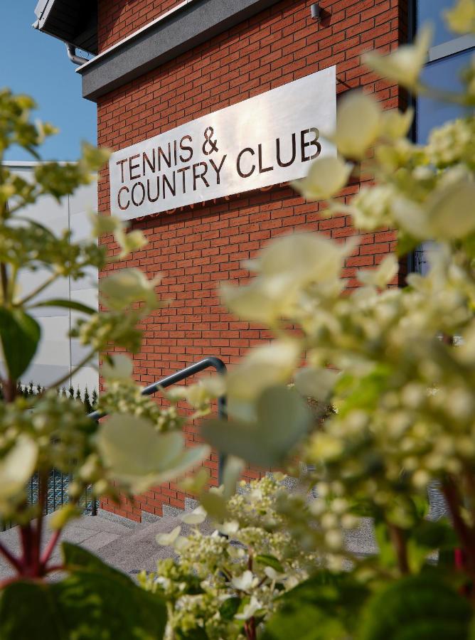 Tennis & Country Club Hotel Giebultow  Экстерьер фото